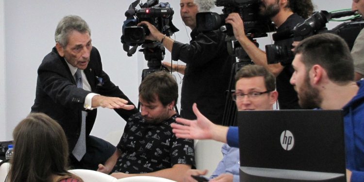 Mouriño da un ultimátum al Concello