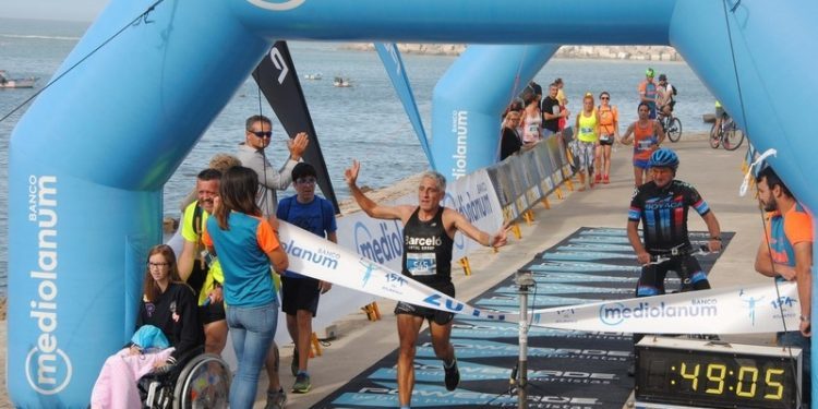 Elías Domínguez y Esther Navarrete ganan la Carrera 15K Atlántico
