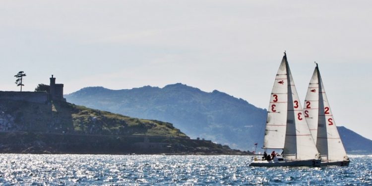 El Monte Real amplía su oferta de actividades en 2018 con el programa “Team Sailing”