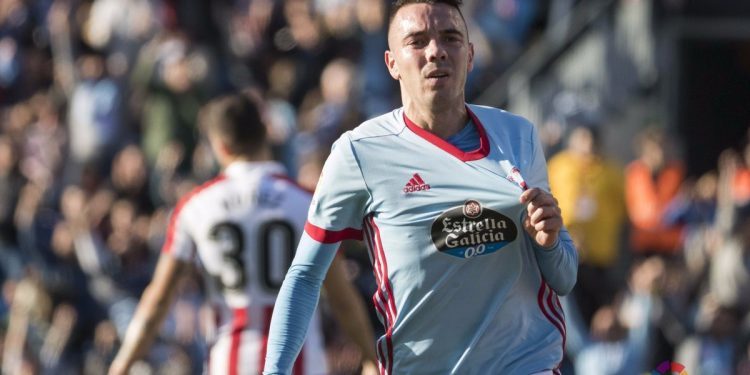 Aspas amarra tres puntos en un Balaídos medio vacío