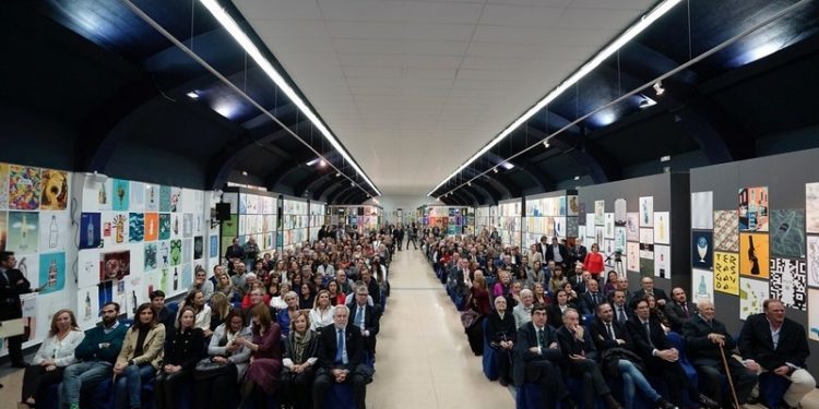 Portugal y Polonia copan los principales galardones de la Bienal de Cartelismo