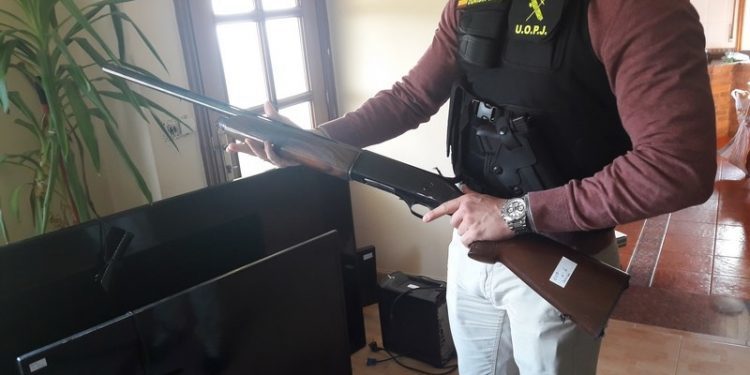 Tres detenidos por asaltos a viviendas habitadas en el área de Vigo y norte de Portugal