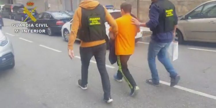 Prisión provisional sin fianza para el acusado de violar a tres mujeres en O Morrazo