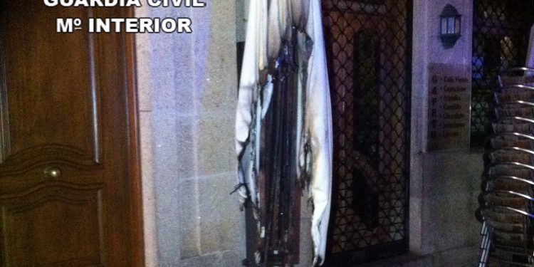 Investigan a un joven por causar incendios en varios locales de ocio y viviendas de Baiona