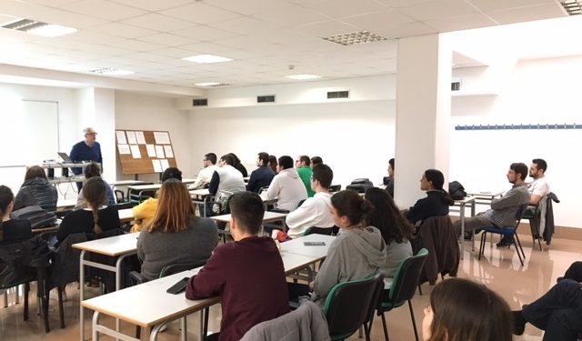 Un total de 340 persoas de cinco concellos asisten ás charlas «DepoEmprende na FP»