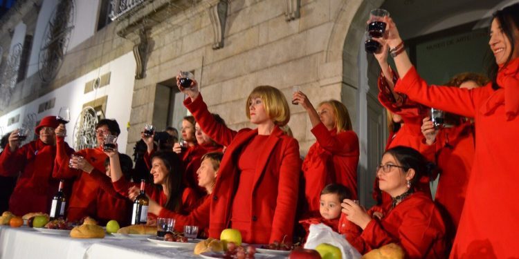 “Estamos fartas de tanta dor, tanta crueldade, tanto dano polo feito de ser mulleres”