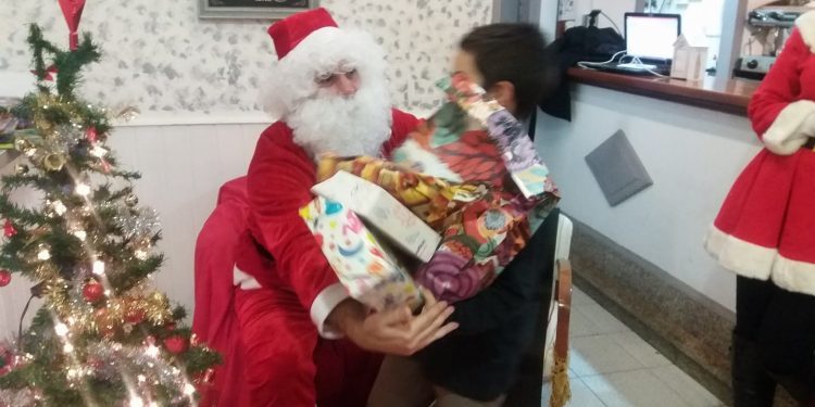 Campaña de Navidad en Facebook para la recogida de juguetes usados en Vigo