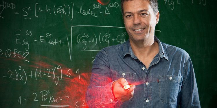 ‘Nature Communications’ publica un artigo do profesor da UVigo Marcos Curty