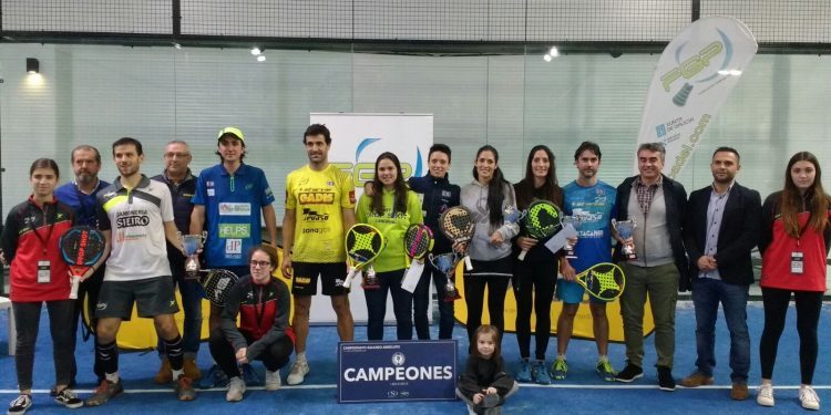 López-Alonso y Blanco-Yribarren, mejores parejas de pádel de Galicia