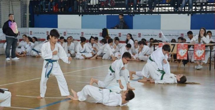 Uns 80 karatekas compiten nun Trofeo Cidade de Vigo con presenza internacional