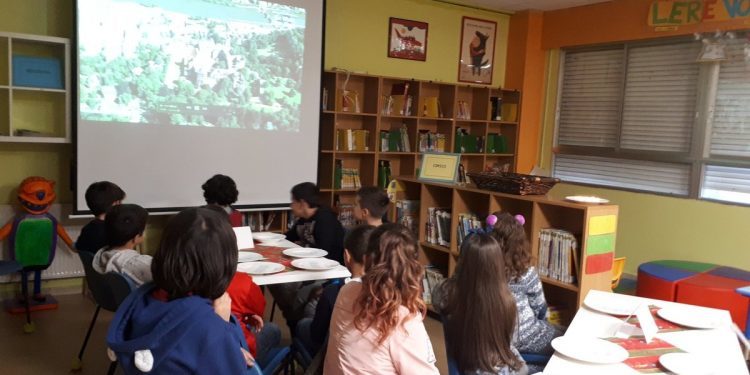 El CEIP Laredo de Redondela recibirá un premio de manos de la reina Letizia