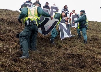 Quince identificados en Rande por reivindicar a fin das peaxes