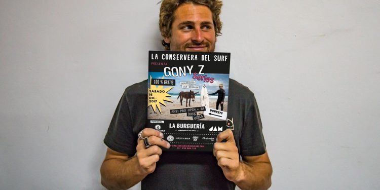 Una jornada para compartir olas con el mejor surfista de España