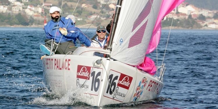 Wizner da el primer paso en la tercera serie del circuito de J70 en Vigo