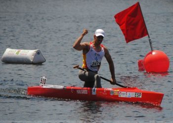 Manuel Garrido y Óscar Graña, del Kayak Tudense, distinguidos por el CSD