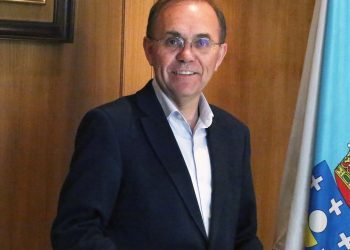 A renuncia do alcalde de Ponteareas ao seu soldo permite crear e estabilizar 39 empregos