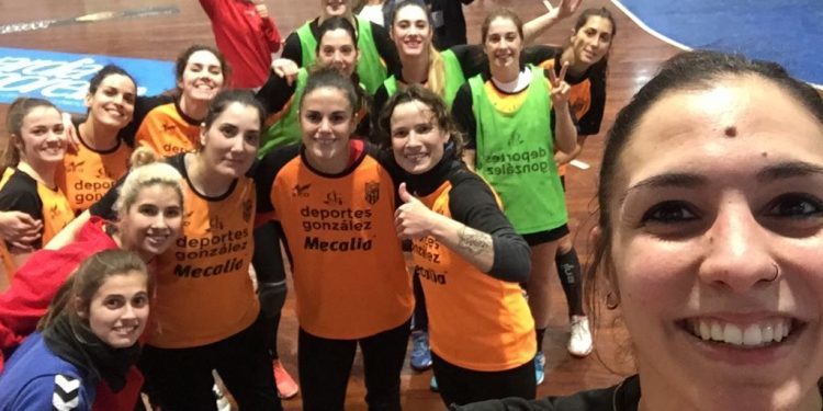 Duelo clave por la liga en A Sangriña