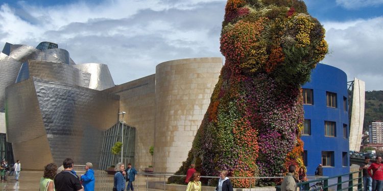 Caballero, sobre el Pezseto: “Nadie le pregunta al Guggenheim por qué pusieron aquello tan bonito”