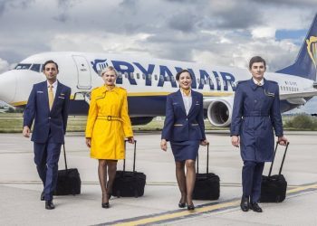 Ryanair busca tripulantes de cabina en Vigo