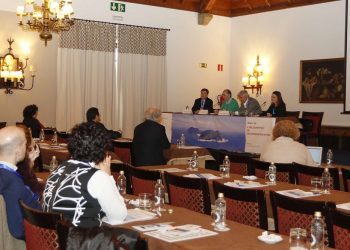 Abordaxe integral na atención ás persoas con esclerose múltiple