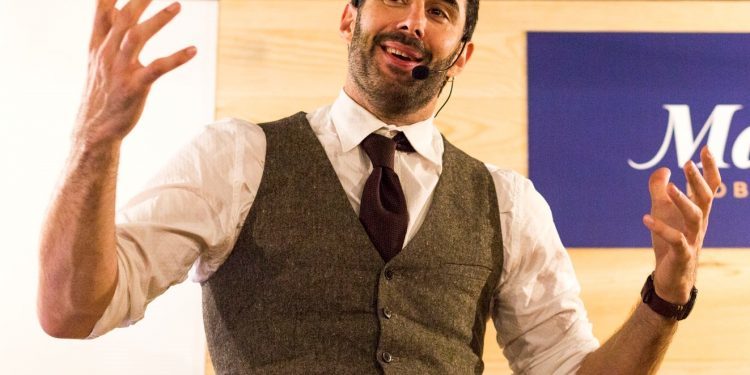 David Amor lleva su humor a Progreso 41