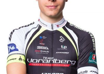 El Rías Baixas amplía su potencial con el fichaje del exprofesional Francesc Zurita