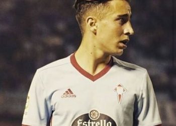 El cuestionable gesto de Emre Mor al acabar el partido contra el Betis