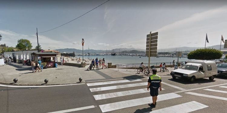 Baiona intensificará el control sobre las heces de perro, con multas de hasta 150 euros