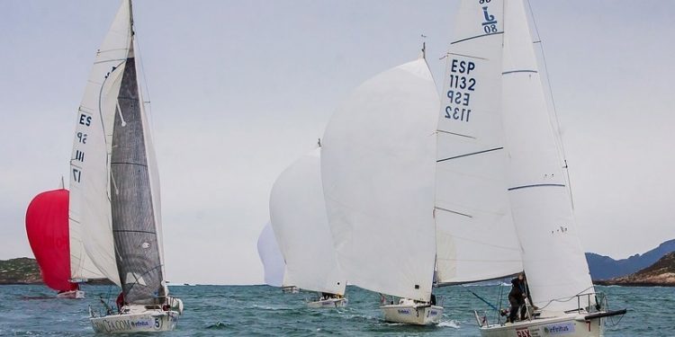 Tercer asalto de la Liga de J80 en Baiona