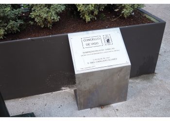 La placa de Camelias