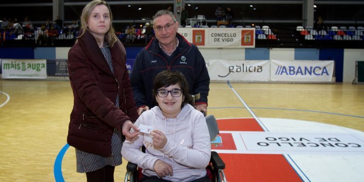 Un sorteo recauda 50.000 euros para los clubes de Vigo