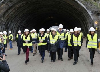 Os traballos de sostemento do túnel de Montealegre rematarán en dúas semanas tras unha obra «única en España»
