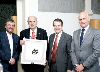 «Sendo rapaz os cadros de Laxeiro formaban parte dos meus soños»