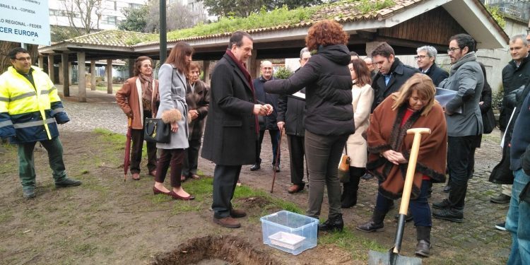 Colocada la primera piedra del nuevo parque Camilo José Cela