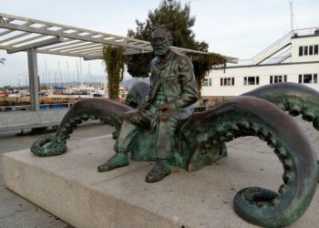 Lectura do capítulo “A baía de Vigo” no 150 aniversario do paso do «Nautilus»