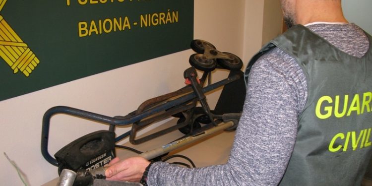 Tres detenidos por el robo de maquinaria y herramientas en el Val Miñor