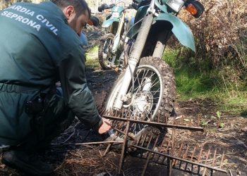 La Guardia Civil investiga varias trampas con clavos en el monte de Gondomar