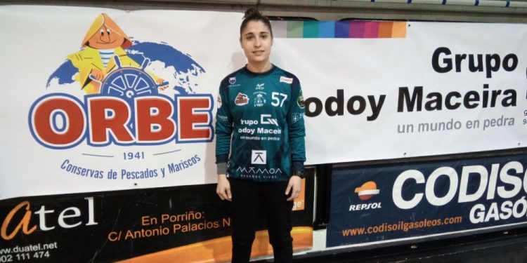 El Godoy Maceira Porriño renueva por una temporada a la portera Iris Sanjuan