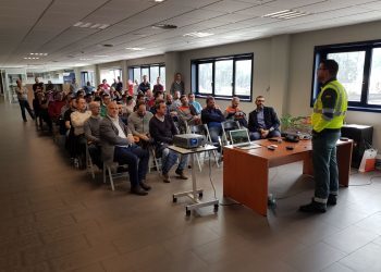 La Guardia Civil participa en una jornada sobre seguridad vial en O Porriño