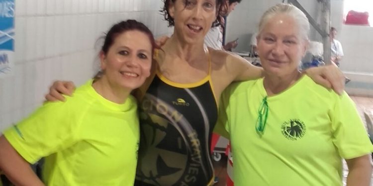 El Club Natación Traviesas obtiene tres medallas en el Gallego Máster de fondo