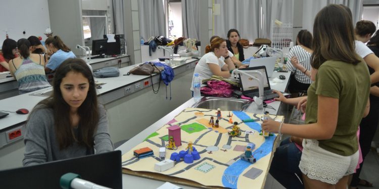 A neuroeducación e a impresión 3D súmanse aos cursos de verán da Universidade de Vigo
