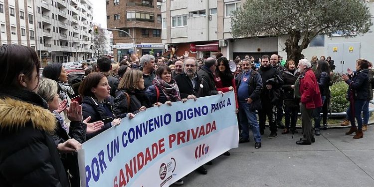 Os traballadores da sanidade privada volven parar este mércores