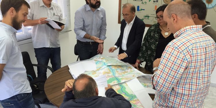 Ponteareas logra o compromiso para as obras da depuradora e un novo colector