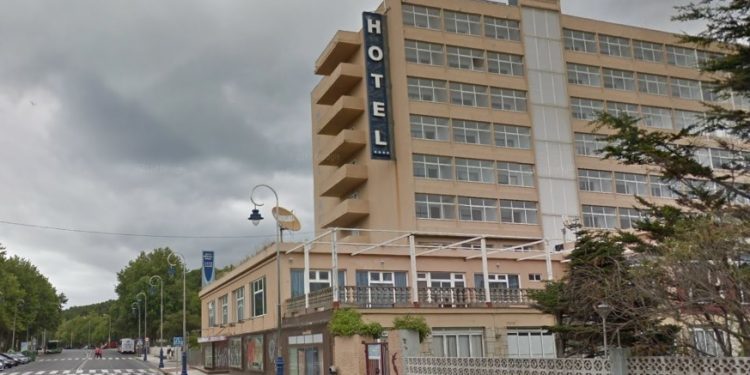 El PP urge a Caballero a «rescatar del baúl de los recuerdos» el Hotel Samil