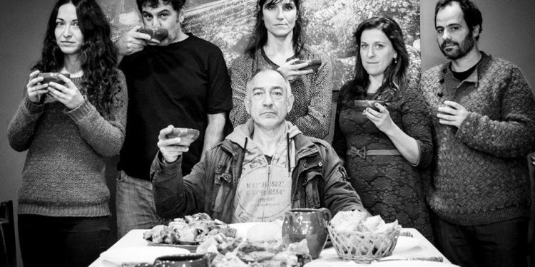 Ibuprofeno Teatro presenta en Vigo su última producción: «Casa O´Rei»