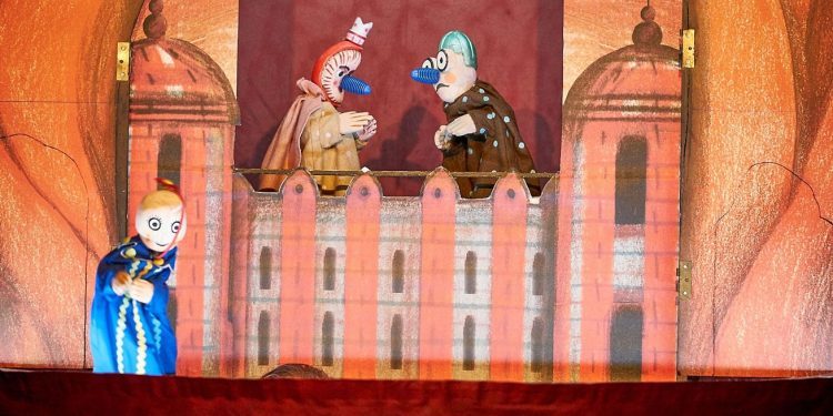 El teatro para escolares trae a Vigo la obra ‘Garbancito en la barriga del buey’