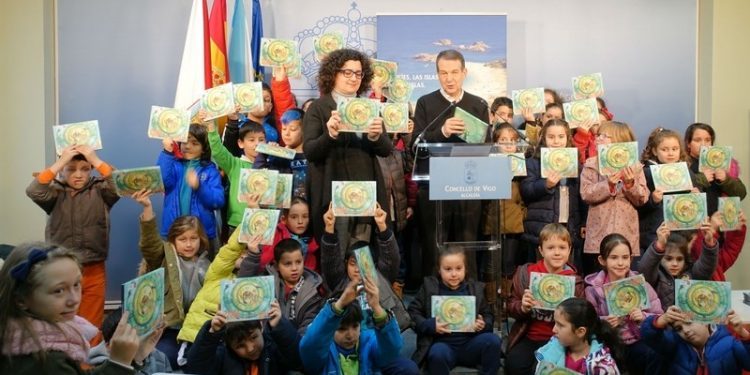 Un conto «Jules Verne e o pesadelo de Xulia» para cada neno vigués