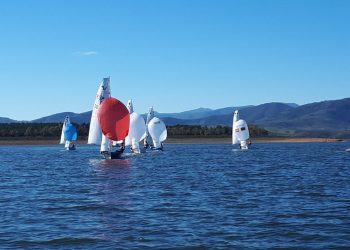 Siete tripulaciones viguesas en el Campeonato de España de Vaurien