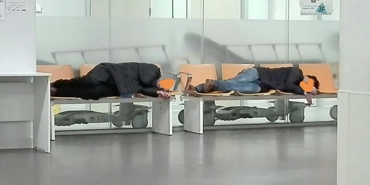 Las Urgencias del Cunqueiro funcionan con 40 trabajadores menos