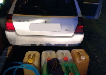 Dos detenidos por el robo de 1.800 litros de gasoil y 33 baterías de camiones